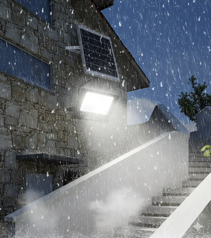 Projecteur solaire LuminaPro haute résistance installé sur un mur en pierre sous une pluie battante, illustrant l'étanchéité et la durabilité du matériel.